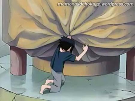Mão de Sasuke penetra a caixa d'agua apos colidir com o Chidori
